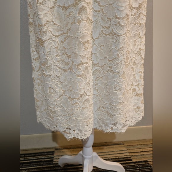 Kate Spade EUC White Floral Lace Sheath Dress Women's Size 4 - Picture 6 of 10
